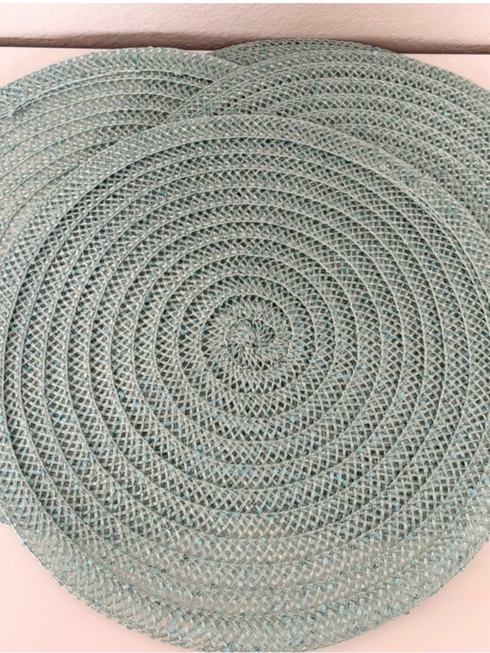 ❣️TJ MAXX Beachy Vibe Round Woven Placemats w/ Mini Sequins (4)